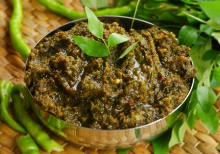 Deshee Karvepaku Pickle 1kg